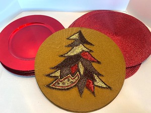 lot 71 image: Beaded Christmas Tree Mats, Red Placemats and Red Chargers