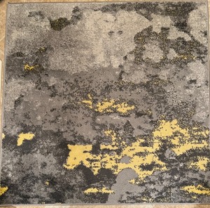 lot 94 image: Safavieh Adirondack ADR134H-4SQ - GreyYellow 4 x 4 Area Rug