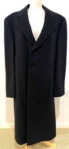 lot 102 image: Hart Schaffner Marx Cashmere Coat - Black, Made in Canada, Union Made - Large