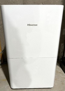 lot 129 image: Hisense Portable Air Conditioner & Dehumidifier - White