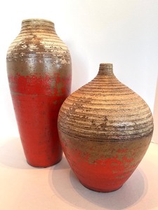 lot 140 image: Pair of Ceramic Vases - Red & Tan with Ringed Texture