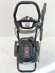 SIMPSON 3300 PSI @ 2.4 GPM Gas Pressure Washer w/ HONDA GCV170 Engine