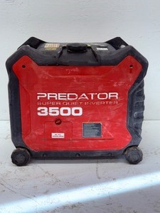 lot 3 image: Used PREDATOR 3500 Watt SUPER QUIET Inverter Generator w CO SECURE Tech