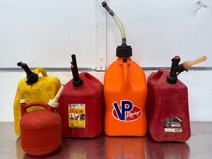 lot 58 image: Lot of 5 Used Gas Cans &amp VP Racing 5.5-Gal Utility Jugs - Midwest Can Included