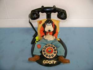 lot 47 image: VintageCollectible Disney Goofy Animated Talking Telephone  Phone