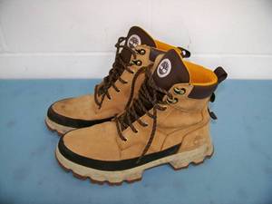 lot 49 image: Green Stride Weatherproof Size 8 Mens Work Boots