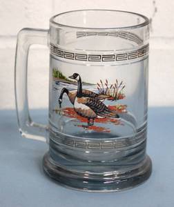 lot 64 image: Princess House Canadian Geese Crystal Mug  Drinking Glass - in Original Box