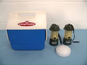 lot 91 image: Igloo Mini-Cooler, (2) Mini Coleman Lantern Style Flashlights and (1) Push Light Disc