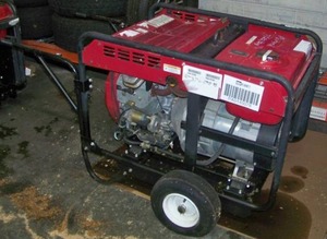lot 102 image: PARTSREPAIR - Honda EB 11000 Commercial-Grade Portable Conventional Gasoline 10,000-Watt Power Generator - $7,000  Grainger