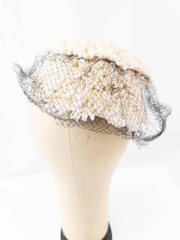 lot 43 image: Harolds Minneapolis Fascinator Headpiece - Cream Floral Cluster with Black Netting Veil