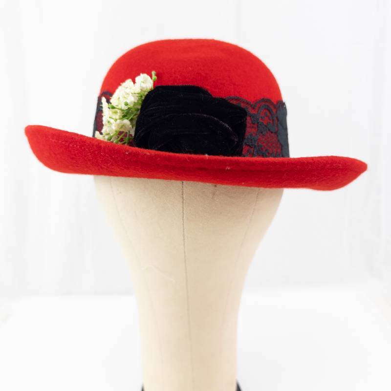 lot 58 image: Red Felt Cloche Hat with Black Lace Band and Floral Accent