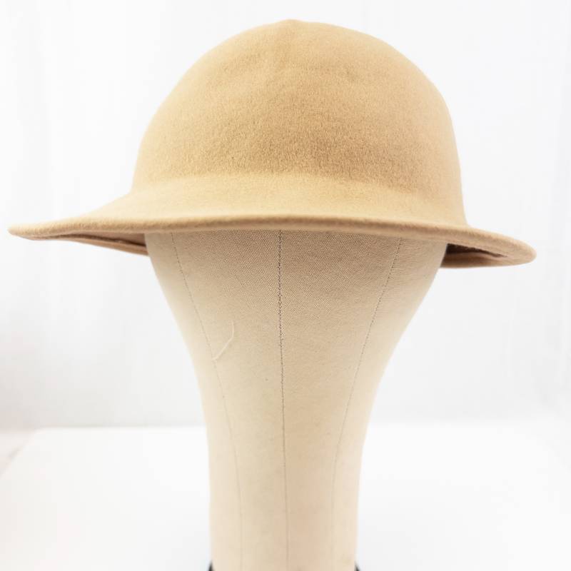 lot 62 image: Vintage Tan Felt Cloche Hat - Wide Brim