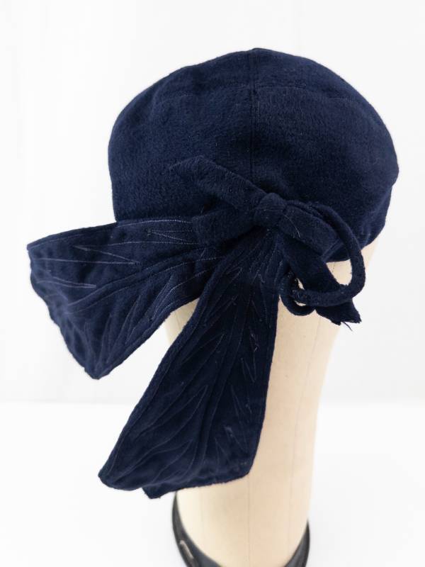 lot 64 image: Navy Blue Turban Headscarf with Tails - Vintage Style Fabric Wrap