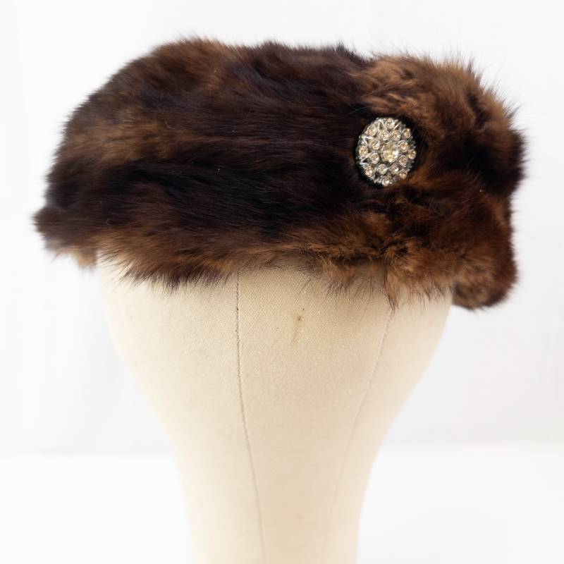 lot 70 image: Fur Hat - Brown with Crystal Brooch