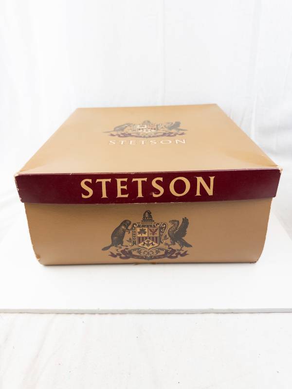 lot 231 image: Stetson Hat Box with Crest Logo - Cardboard Display Box