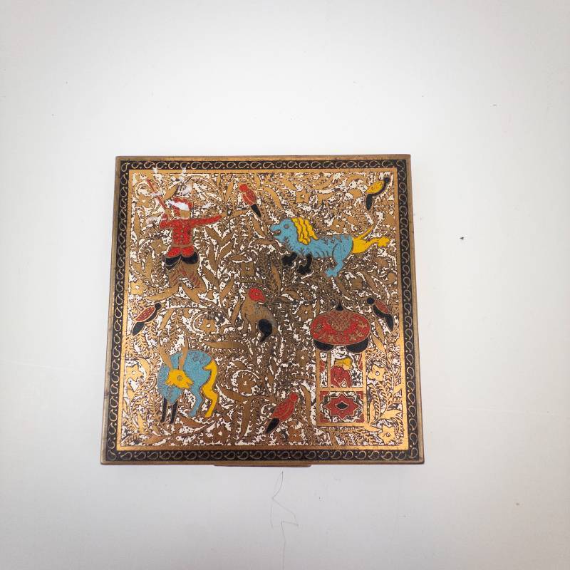 lot 248 image: Vintage Gold-Tone Powder Compact with Enamel Scene, 2.5 in Square, Mirror