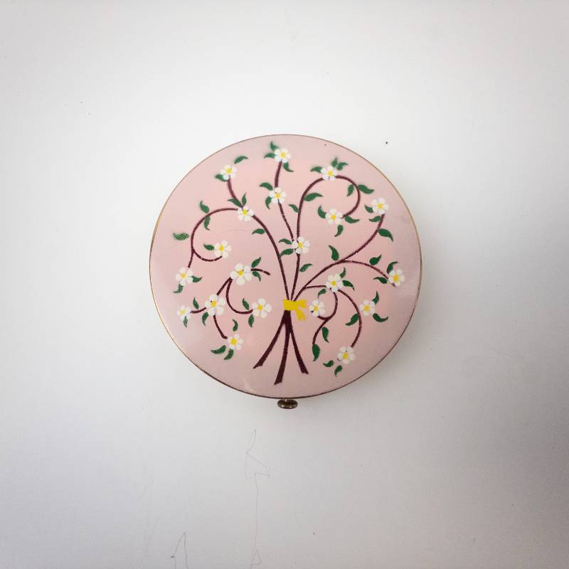 lot 254 image: Vintage Pink Enamel Powder Compact - Floral Tree Pattern, 2.75 in Diameter