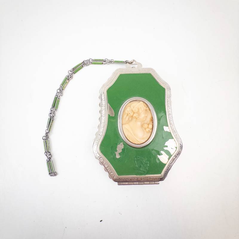 lot 266 image: Vintage Green Enamel Cameo Locket Compact with Mirror & Chain