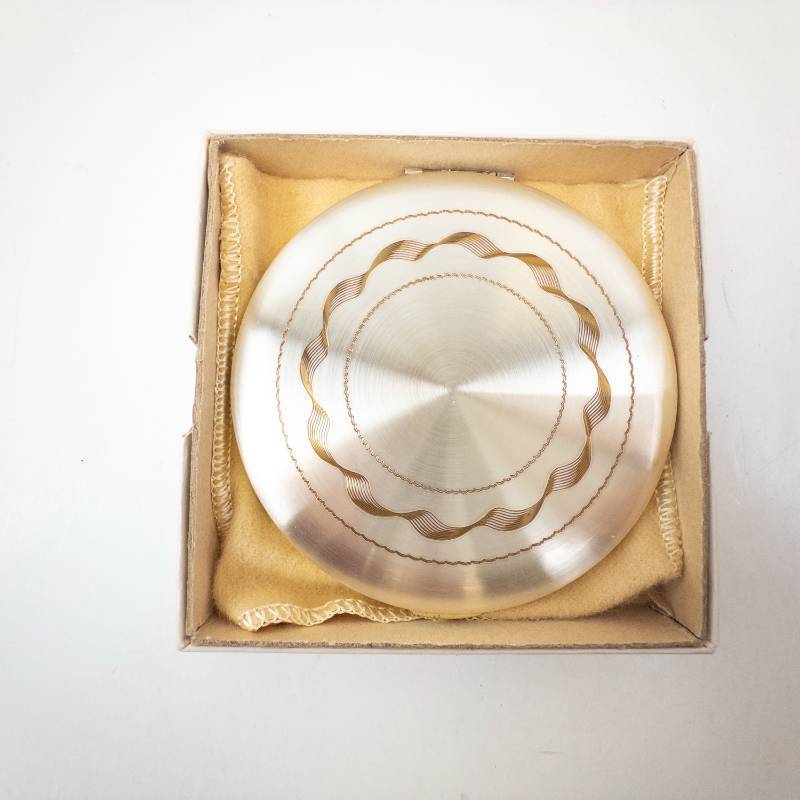 lot 268 image: Fifth Avenue Gold-Tone Round Powder Compact With Mirror - Hand Engine-Turned