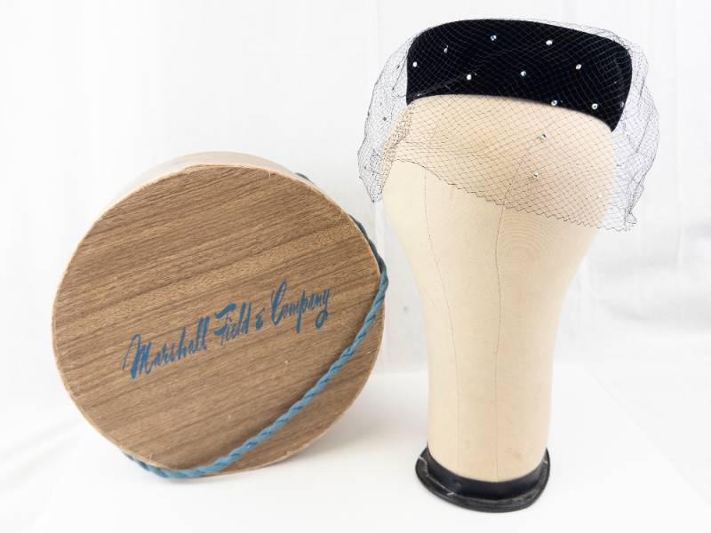 lot 225 image: Marshall Field & Company Hatbox - Vintage Black Pillbox Hat with Veil