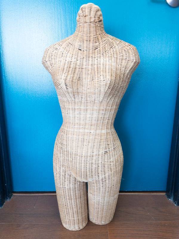 lot 197 image: Wicker Dress Form Mannequin - Full Torso & Legs, Natural Rattan