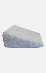 lot 62 image: Brentwood Home Triangle Pillow Wedge - Cooling Memory Foam Top, Light Grey