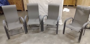 lot 81 image: 4 Metal Patio Chairs