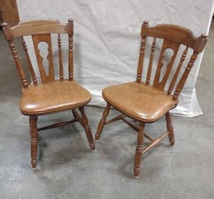 lot 12 image: Matching Wood Spindle-Back Side Chairs Leather Seat