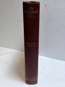 lot 108 image: Les Misrables Vol. V (Part Fifth) - Victor Hugo, 1907 Little, Brown and Company