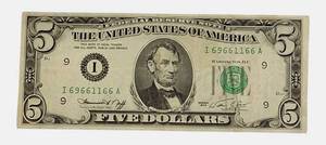 lot 10 image: 1974 - $5  Federal Reserve Note