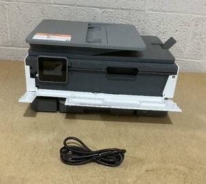 lot 274 image: HP OfficeJet Pro 8025e Wireless All-in-One (used, Minor Transit Damage)