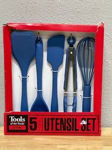 lot 40 image: Tools of the Trade 5-Pc. Silicone Utensils Set Blue