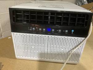 lot 374 image: COWSAR 12,000 BTU (8,100 BTU DOE) 120-Volt Window Air Conditioner up to 550 sq. ft. Through the Wall AC wDehumidifier White (Used, Transit Damage. See Photos) (Used)