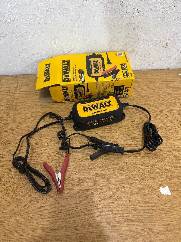lot 42 image: DEWALT Professional 2 Amp Automotive Battery Charger and Maintainer
