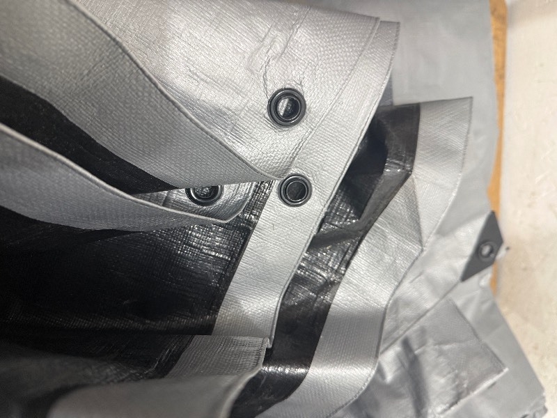 lot 43 image: 10x20 Tarp