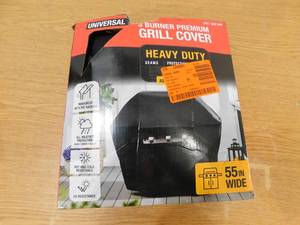 lot 44 image: Universal Premium Grill Cover 55 in.