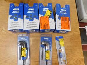 lot 110 image: Kreg Lot