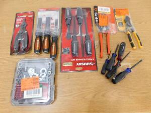 lot 181 image: Hand Tool Lot