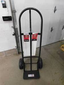 lot 196 image: Milwaukee 800 lb. Capacity D-Handle Hand Truck