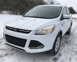 lot 3 image: 2015 Ford Escape SE 4X4