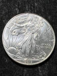 2017 AMERICAN SILVER EAGLE 1 TROY OZ .999 FINE SILVER