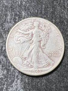 lot 58 image: 1943 US WALKING LIBERTY HALF DOLLAR