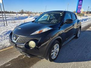 lot 1 image: 2011 Nissan Juke SV