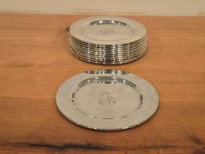 lot 1086 image: Lot of (12) 6 1183-grams (total) Silverplated Bread Plates - Monogram F by W.M. A. Rogers