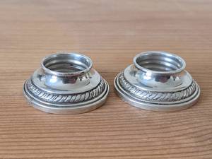 lot 1093 image: Lot of (1 Pair) 43-grams (total) Sterling Silver Salt & Pepper Weighted Bases - Hurricane by Quaker #703
