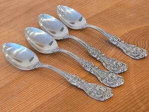 lot 1121 image: Lot of (4) 5-78 150-grams (total) Sterling Silver Teaspoons - Francis I by Reed & Barton