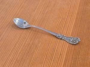 lot 1127 image: Lot of (1) 5 12 24-grams Sterling Silver Infant Feeding Spoon - Francis I by Reed & Barton