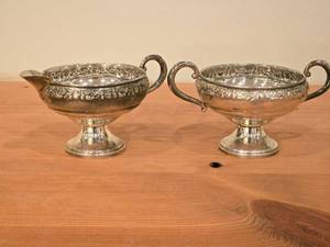 lot 1175 image: 167-grams (total) Sterling Silver Mini Cream and Open Sugar Bowl (Reinforced Weighted) by Revere Silversmiths 2 12 x 5