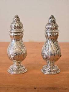 lot 1181 image: Lot of (1) 6 171-grams (total) 830 Silver Salt and Pepper Shaker Set of 2 by Hugo Gruhn