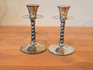 lot 1929 image: Lot of (2) 5-38 330-grams (total) Silverplated Pedestal Candleholders by UMOS (Spain)